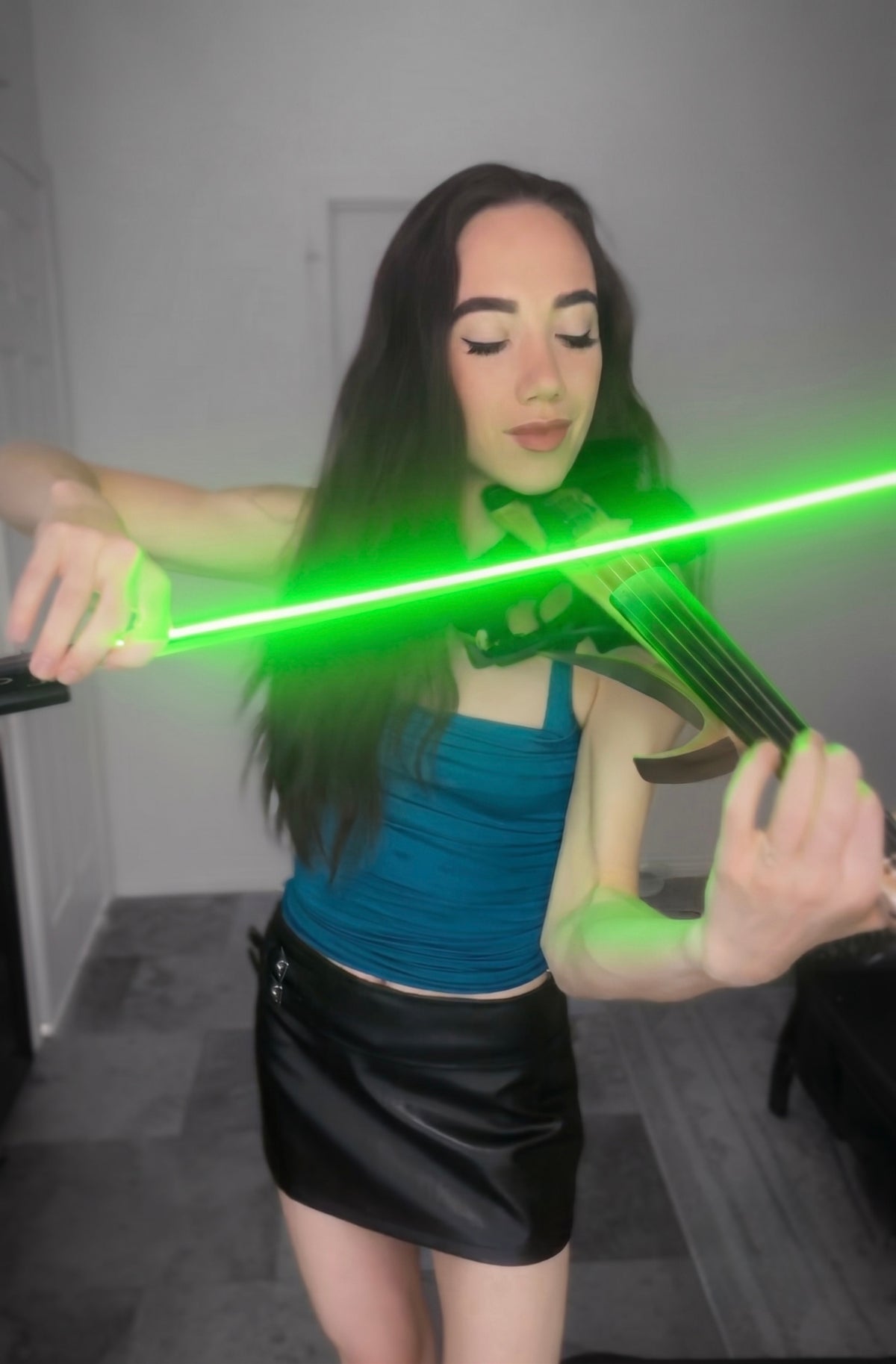 Aura Prism RGB Viola Bow [Special Preorder Pricing]