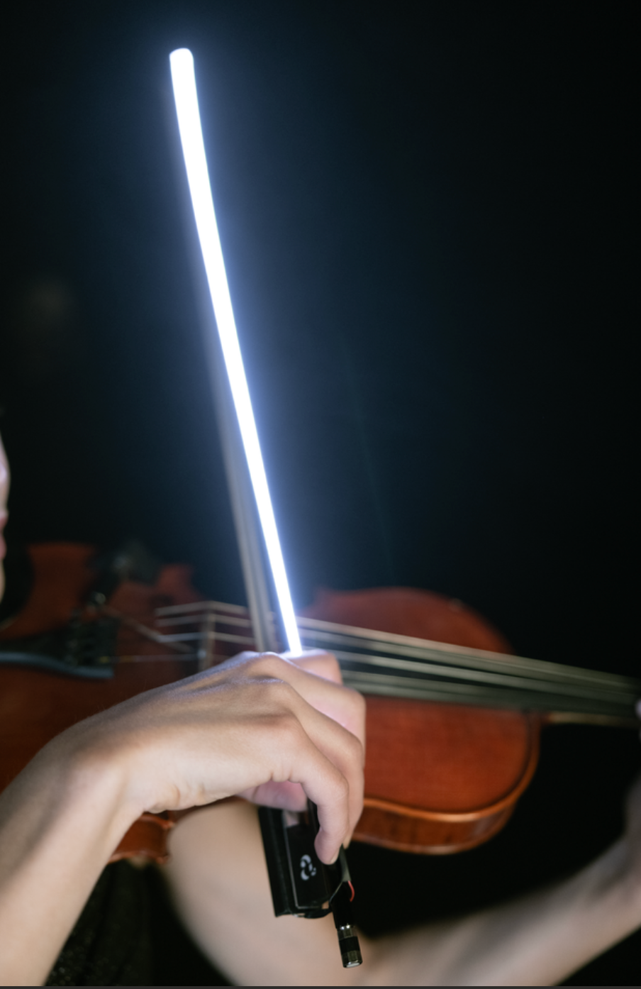 Starlight White | Aura LED Viola Bow